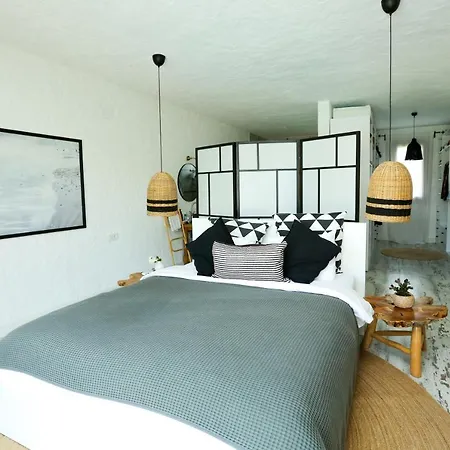 Amazing 8 Person Luxury Private Villa *